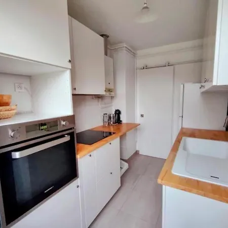 Apartment L Room, Kitchen, Bathroom & Parking L 25 Mins From Paris Gare Du Nord, Cdg Airport & Stade De France *